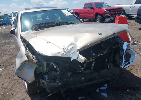 2001 Mercedes-Benz S 500 z USA, uszkodzony, nr VIN WDBNG75JX1A219683